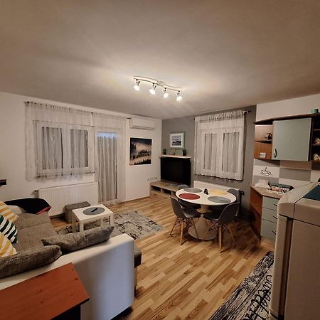 Apartman Trio Maksimir Загреб Экстерьер фото